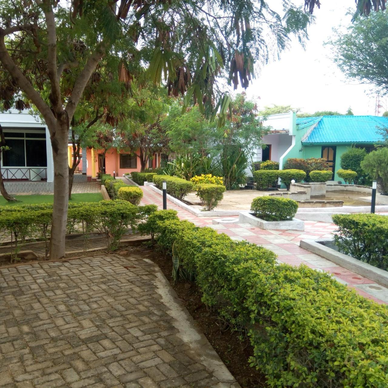 Royal Village Hotel Dodoma Exteriér fotografie