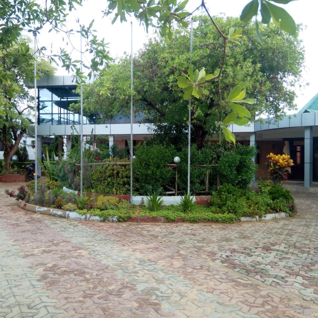 Royal Village Hotel Dodoma Exteriér fotografie